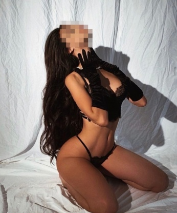 Людмила, 24 года, 2 размер груди